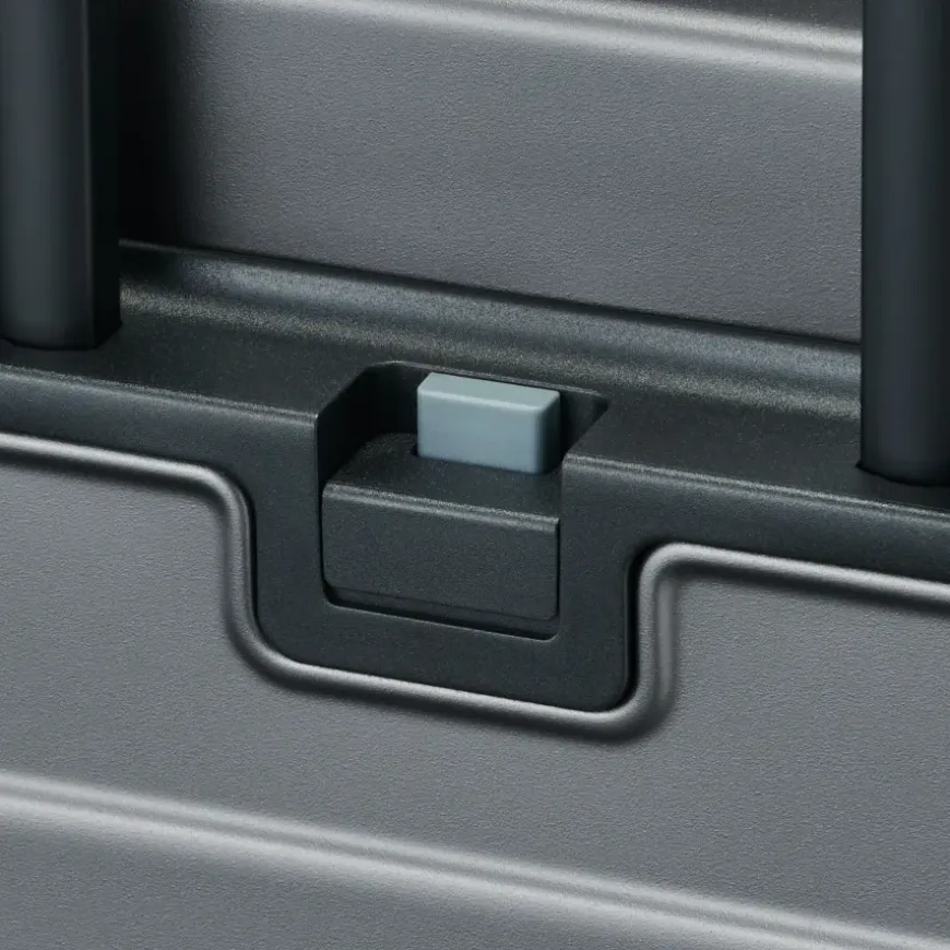 Adjustable Handle Hard Shell Suitcase 36L | Carry-On