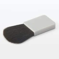Cheek Brush for Case