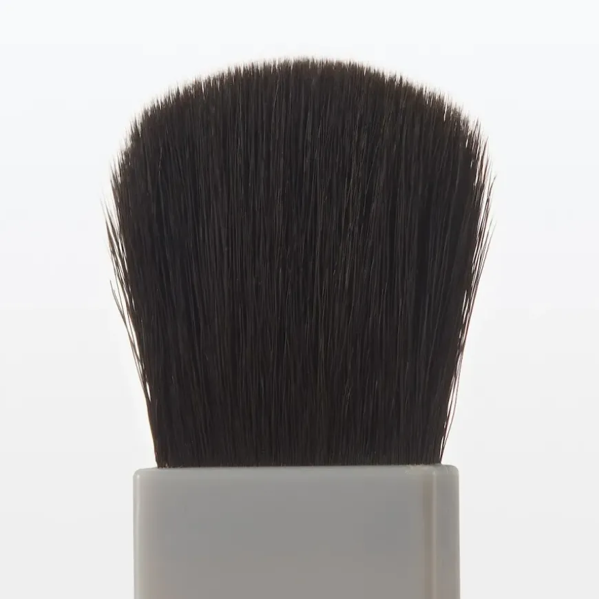 Cheek Brush for Case