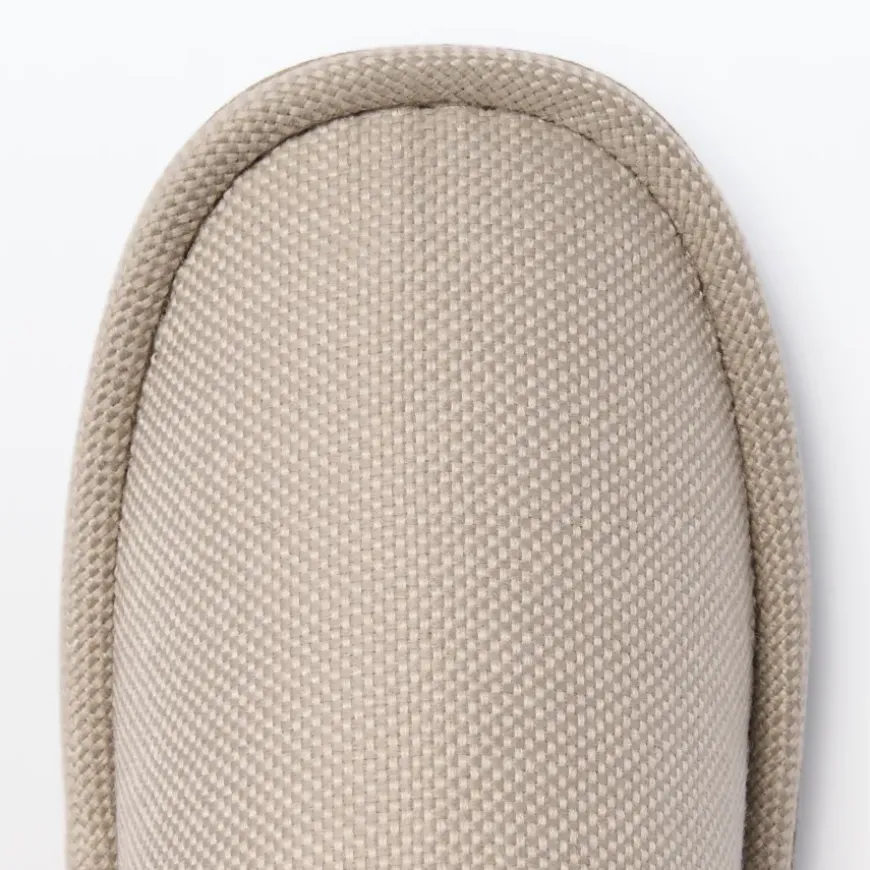 Either-Foot Slippers