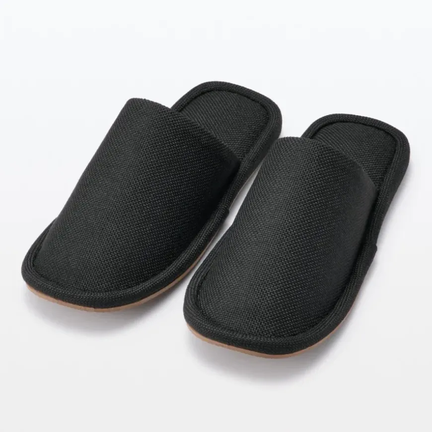 Either-Foot Slippers