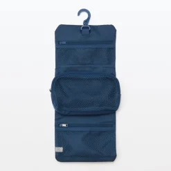 Hanging Case with Pouch