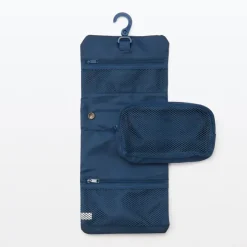 Hanging Case with Pouch