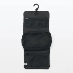 Hanging Case with Pouch