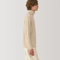 Labo Men's Natural Cashmere Turtleneck Sweater