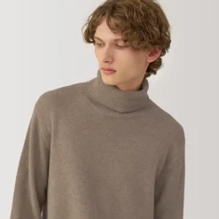 Labo Men's Natural Cashmere Turtleneck Sweater