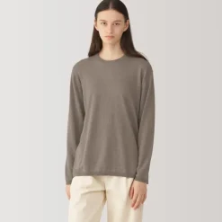 Labo Women's Natural Cashmere Crew Neck Sweater