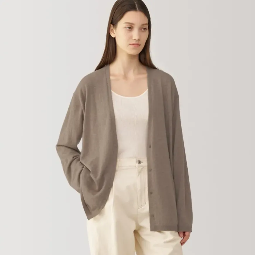 Labo Women's Natural Cashmere V Neck Cardigan