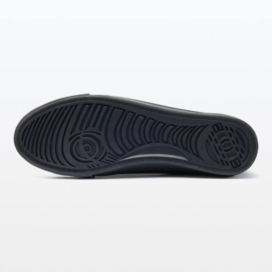 Less Tiring Sneakers - Black Pattern