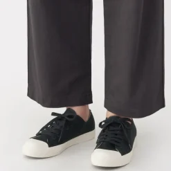 Less Tiring Sneakers - Black