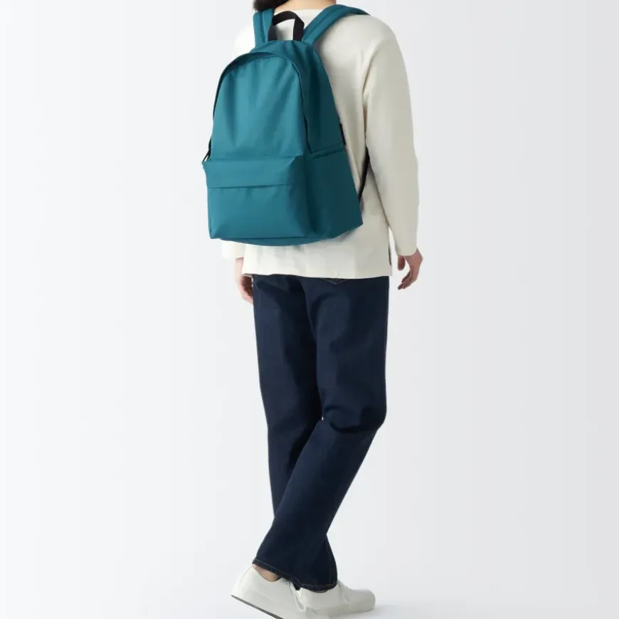 Less Tiring Water Repellent Backpack
