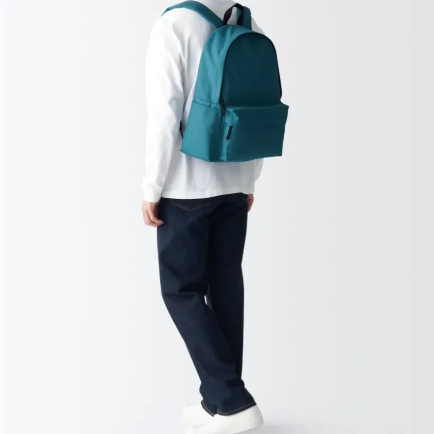 Less Tiring Water Repellent Backpack