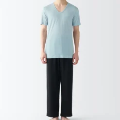 Men's Cool Touch Smooth V-Neck Short Sleeve T-Shirt