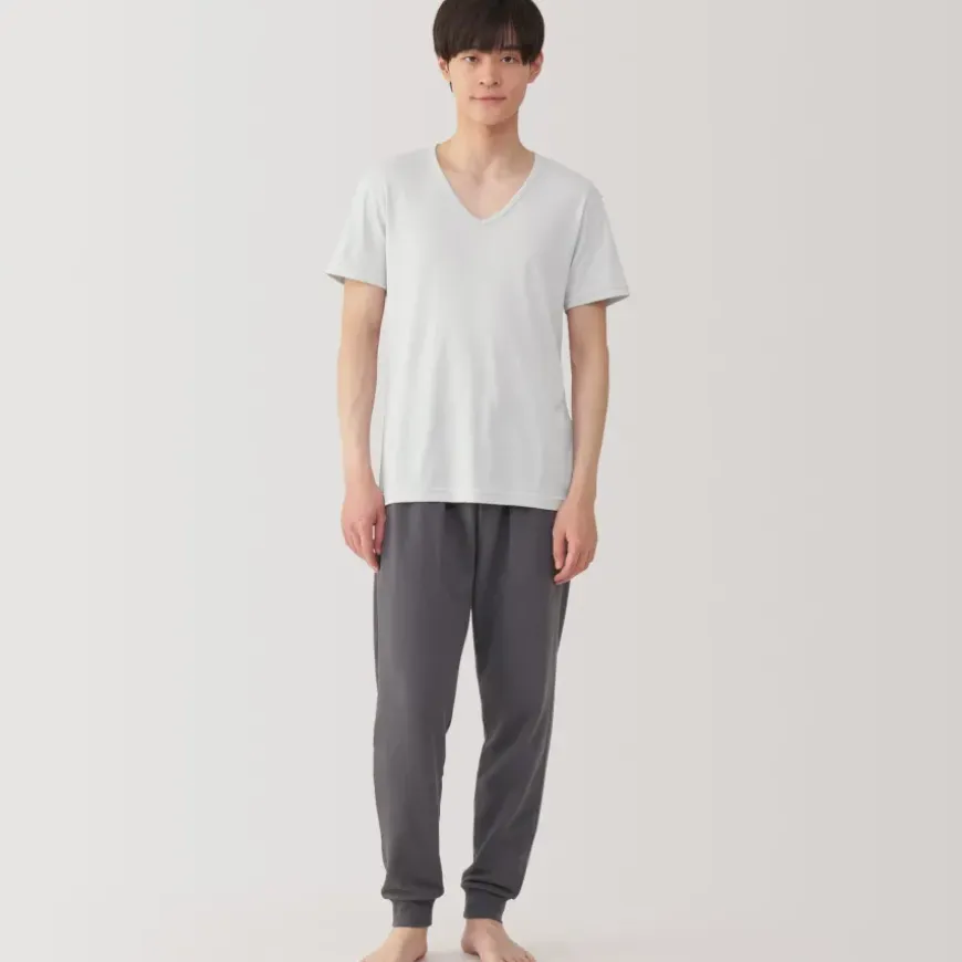 Men's Moisture-Wicking Cotton V-Neck Short Sleeve T-Shirt