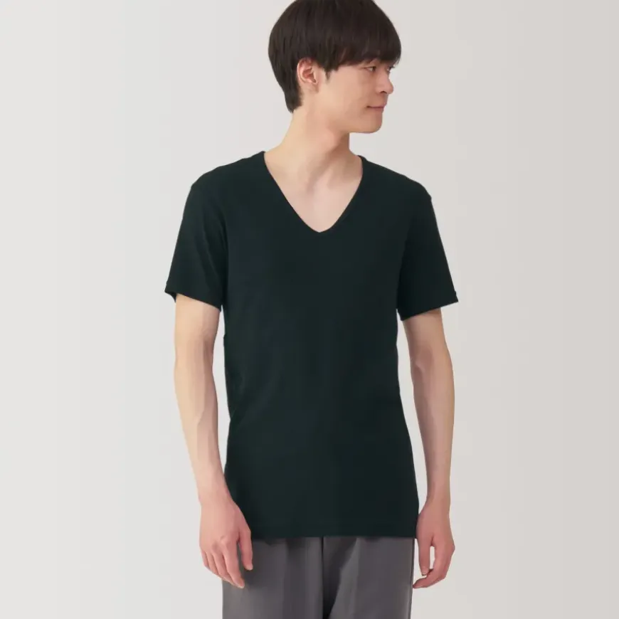 Men's Moisture-Wicking Cotton V-Neck Short Sleeve T-Shirt