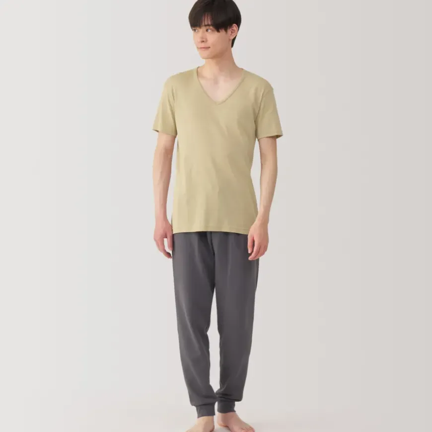 Men's Moisture-Wicking Cotton V-Neck Short Sleeve T-Shirt