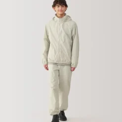 Men's Water Repellent Nylon Packable Windbreaker