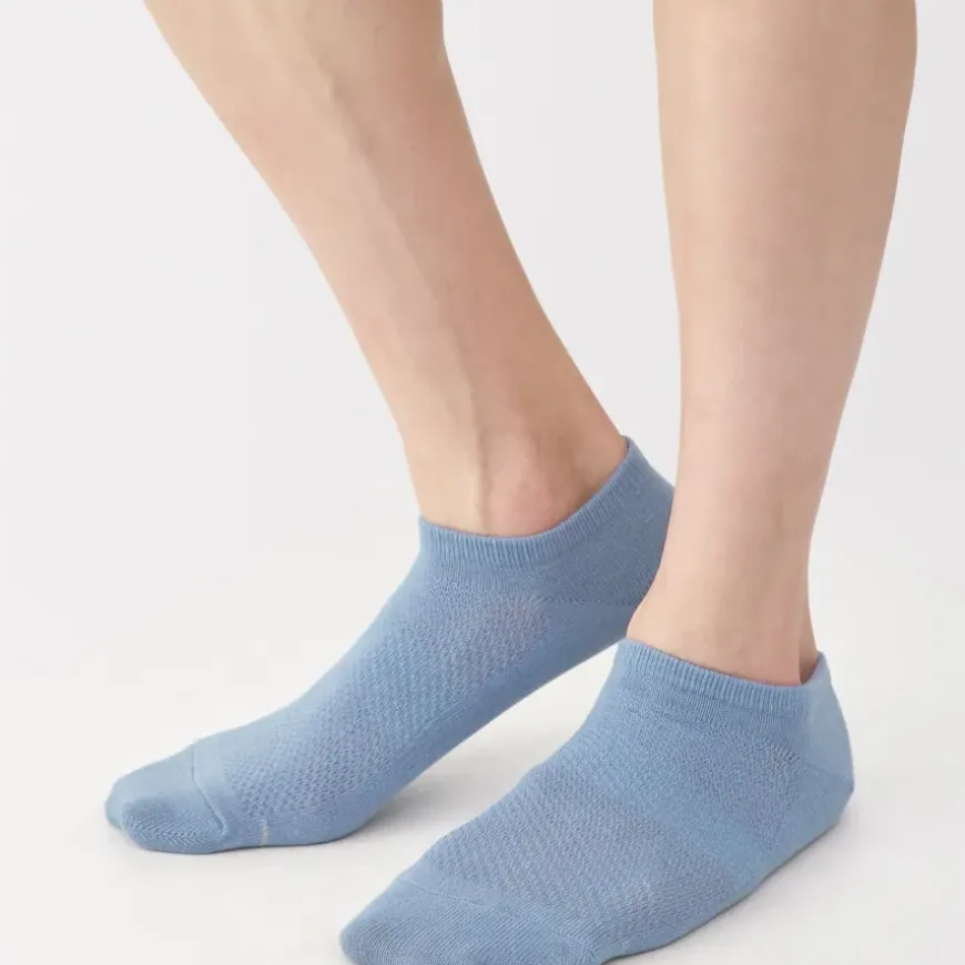 Right Angle Breathable Mesh Sneaker Socks
