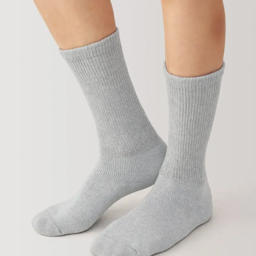 Right Angle Loose Top Pile Socks