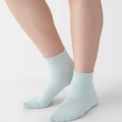 Right Angle Loose Top Short Socks