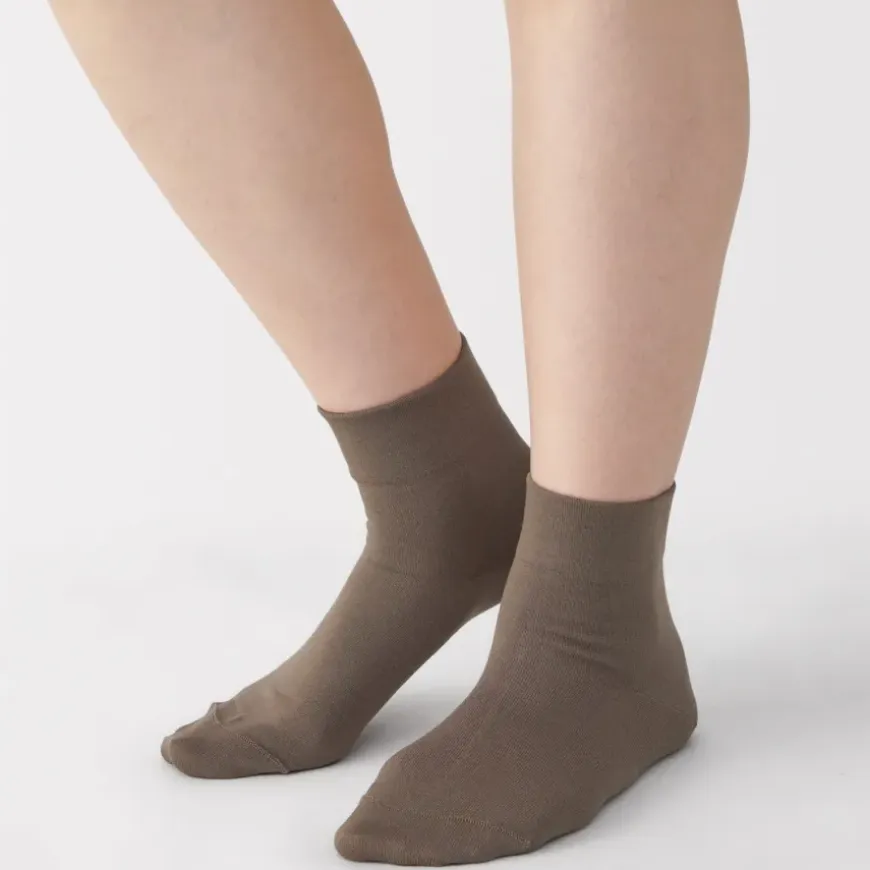 Right Angle Loose Top Short Socks