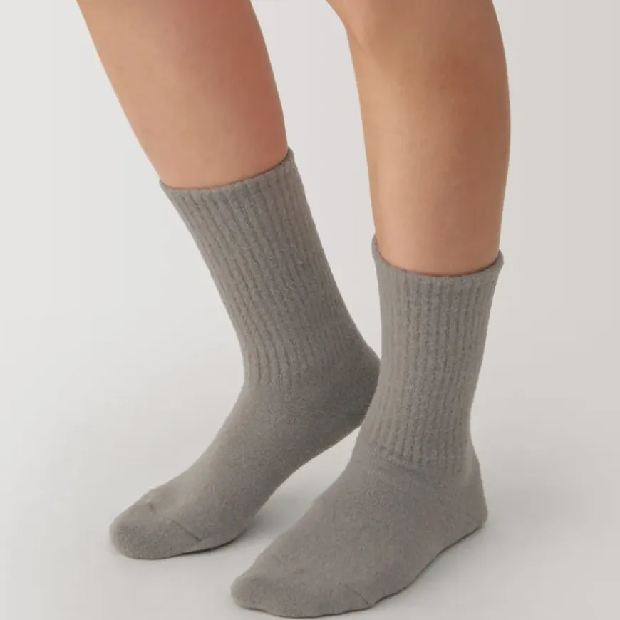 Right Angle Loose Top Socks