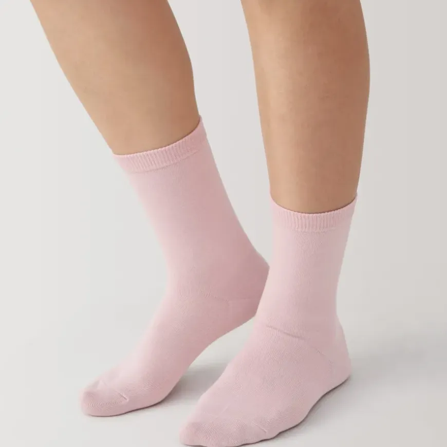 Right Angle Loose Top Socks