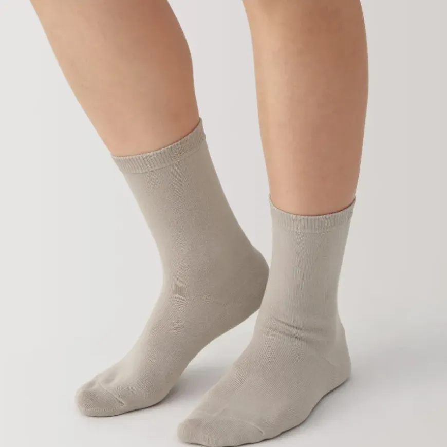 Right Angle Loose Top Socks