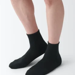 Right Angle Pile Short Socks