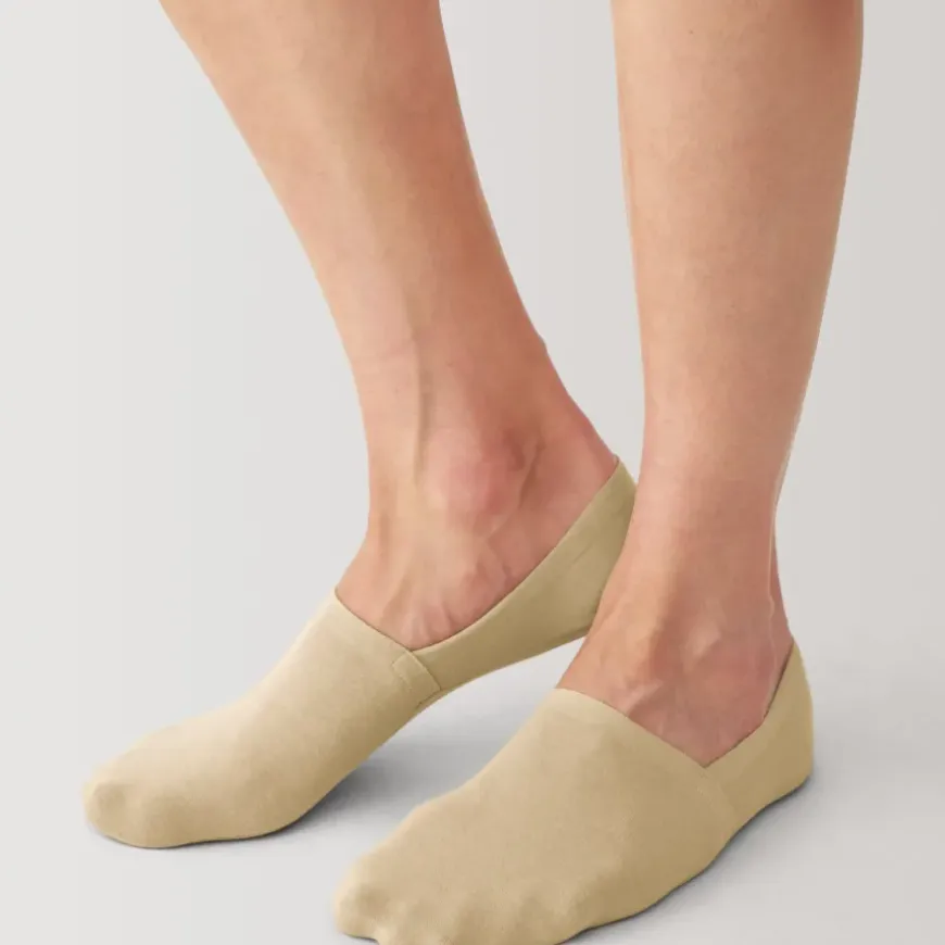 Seamless Toe High Cut No-Show Socks