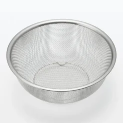 Stainless Steel Strainer - Medium