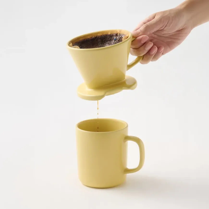 Stoneware Coffee Dripper - Light Yellow