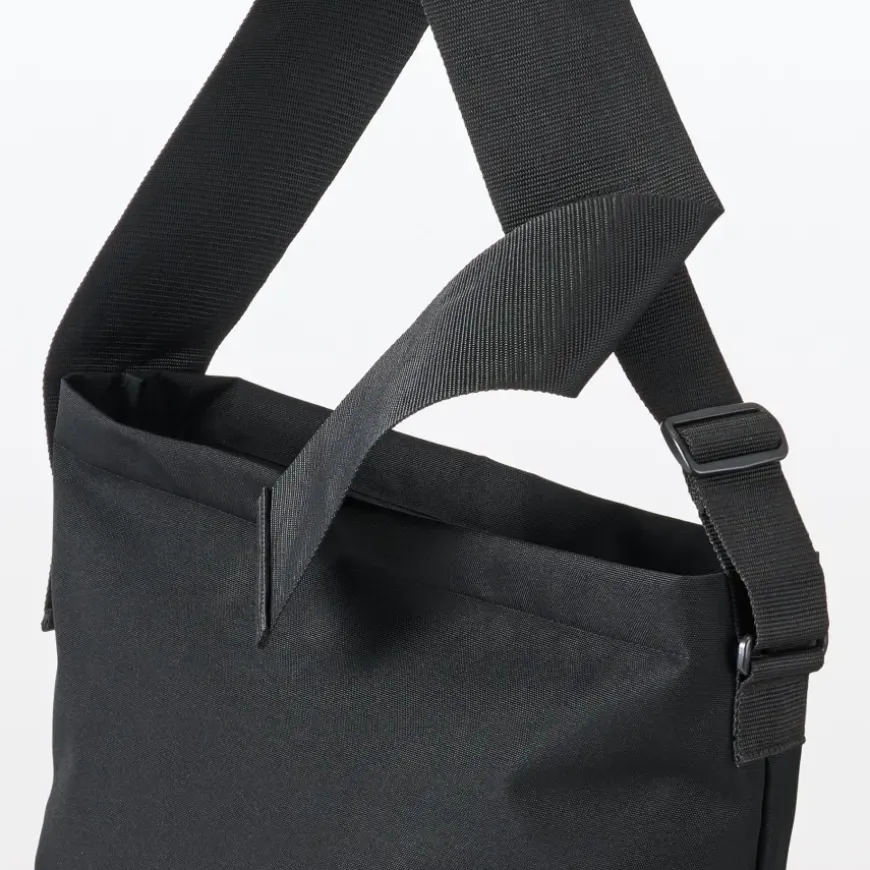 Thick Square Belt Shoulder Bag