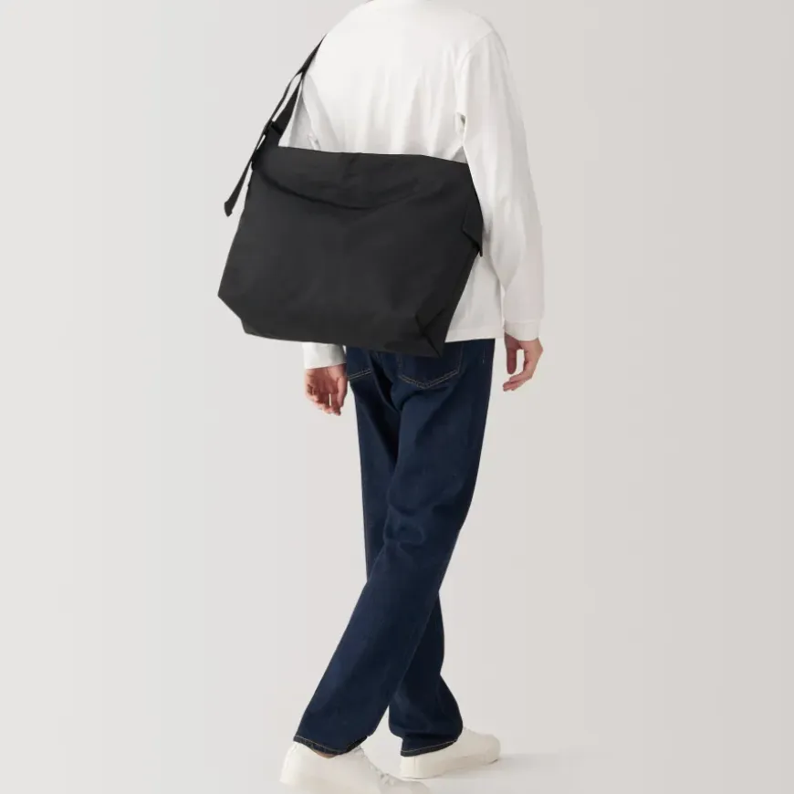 Thick Square Belt Shoulder Bag