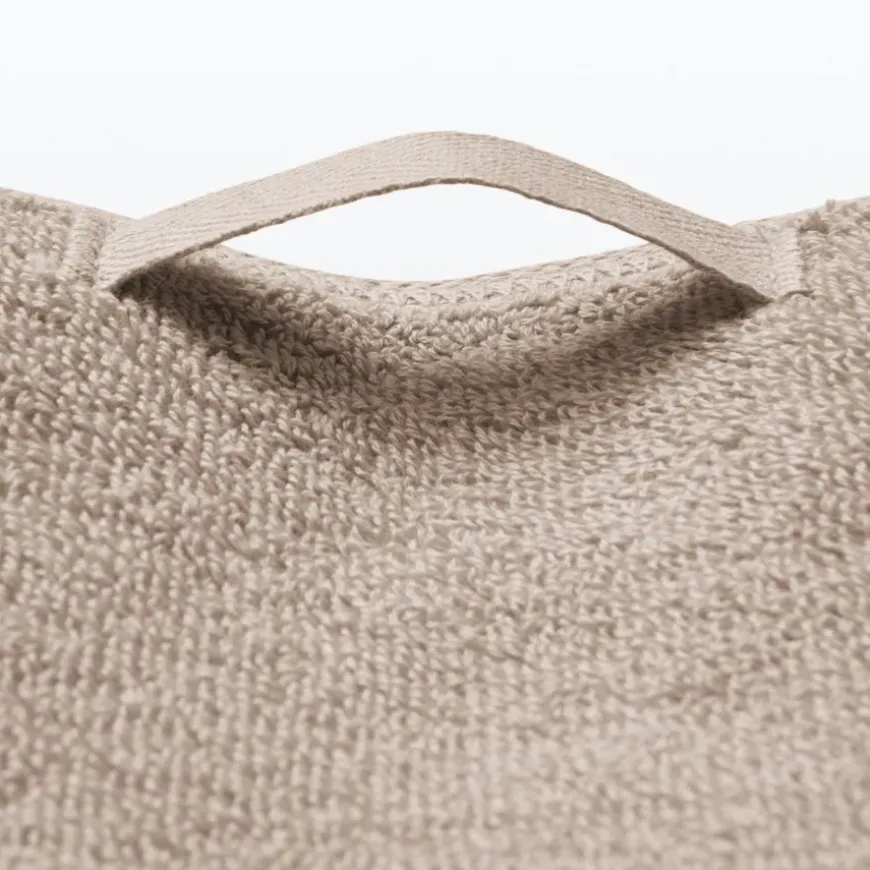 Twin Pile Bath Towel with Loop