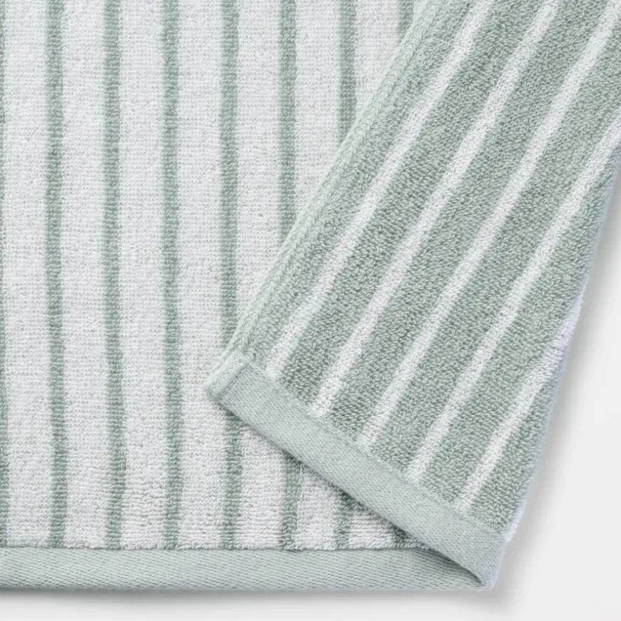 Twin Pile Reversible Stripe Bath Towel