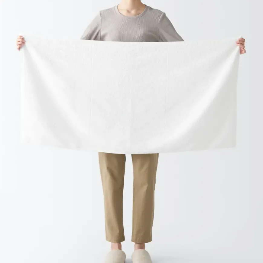 Twin Pile Reversible Stripe Bath Towel