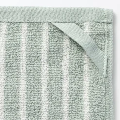 Twin Pile Reversible Stripe Hand Towel