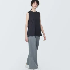 Women's Anti-Sweat Stain Sleeveless T-Shirt