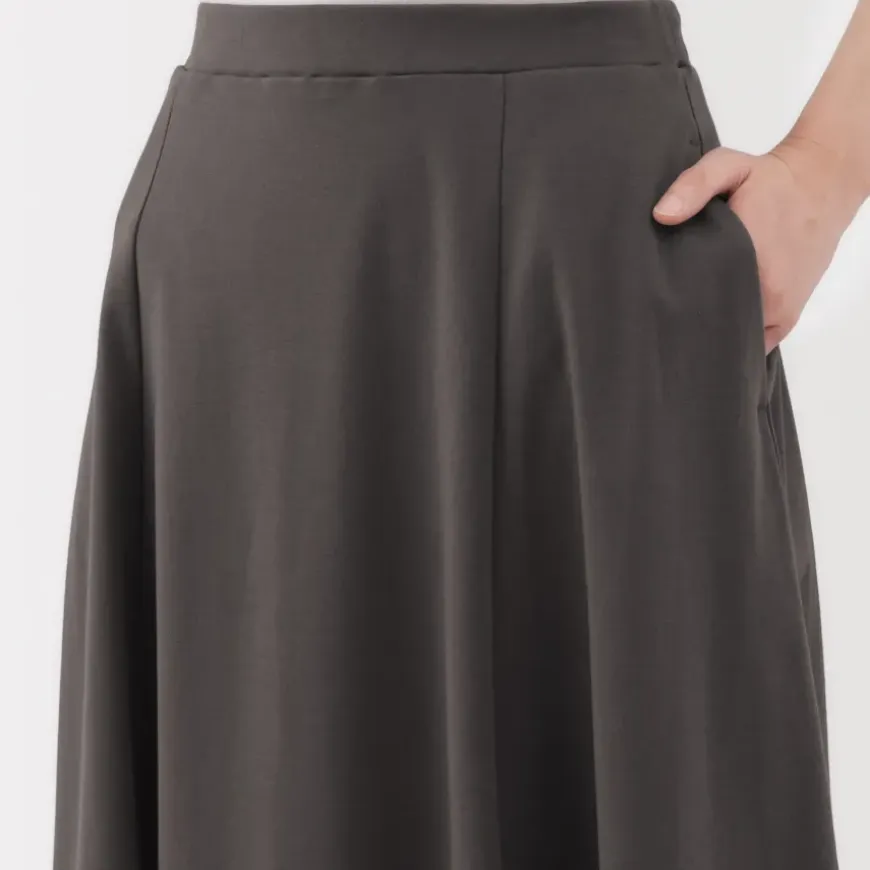 Women's Cool Touch Skirt