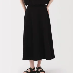 Women's Cool Touch Skirt