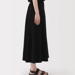 Women's Cool Touch Skirt