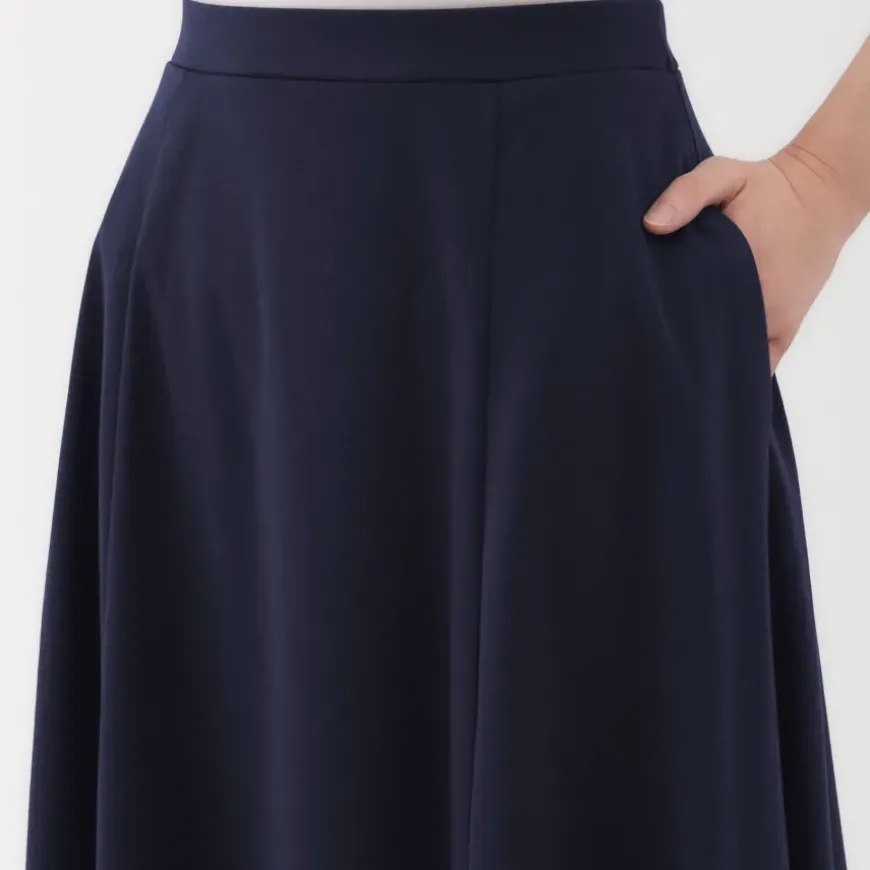 Women's Cool Touch Skirt