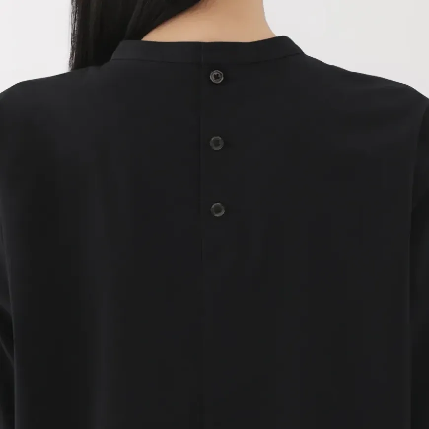 Women's Easy-Dry Broadcloth Long Sleeve Blouse