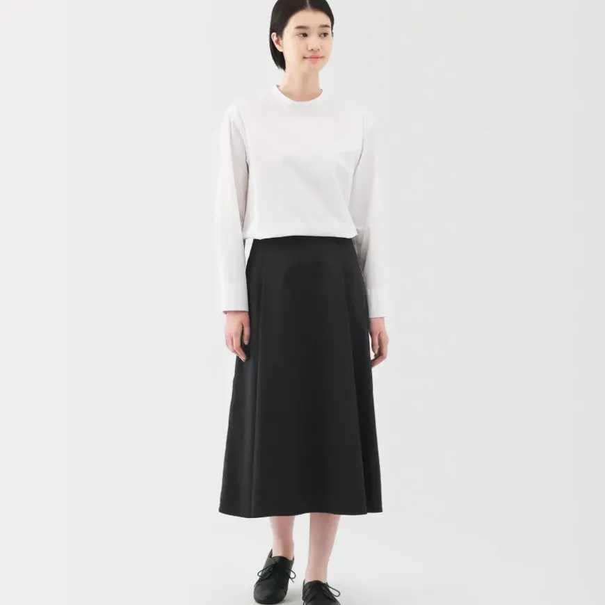 Women's Easy-Dry Broadcloth Flared Skirt