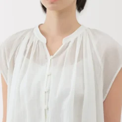 Women's High Twisted Veil French Sleeve Blouse