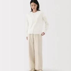 Women's Light Knit V-Neck Cardigan