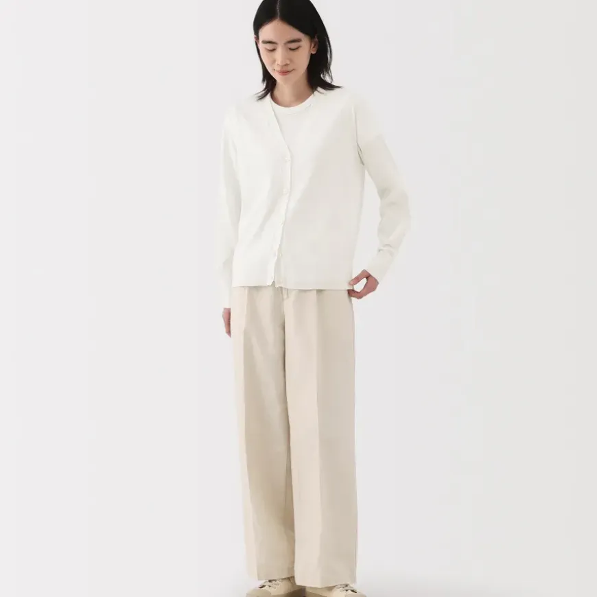 Women's Light Knit V-Neck Cardigan