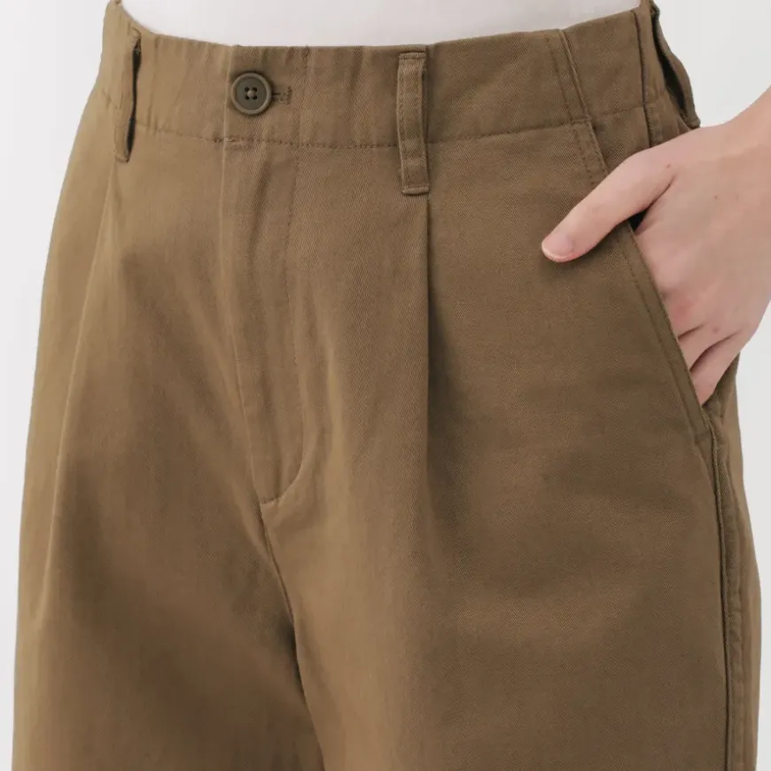 Women's Slub Yarn Chino Darted Shorts