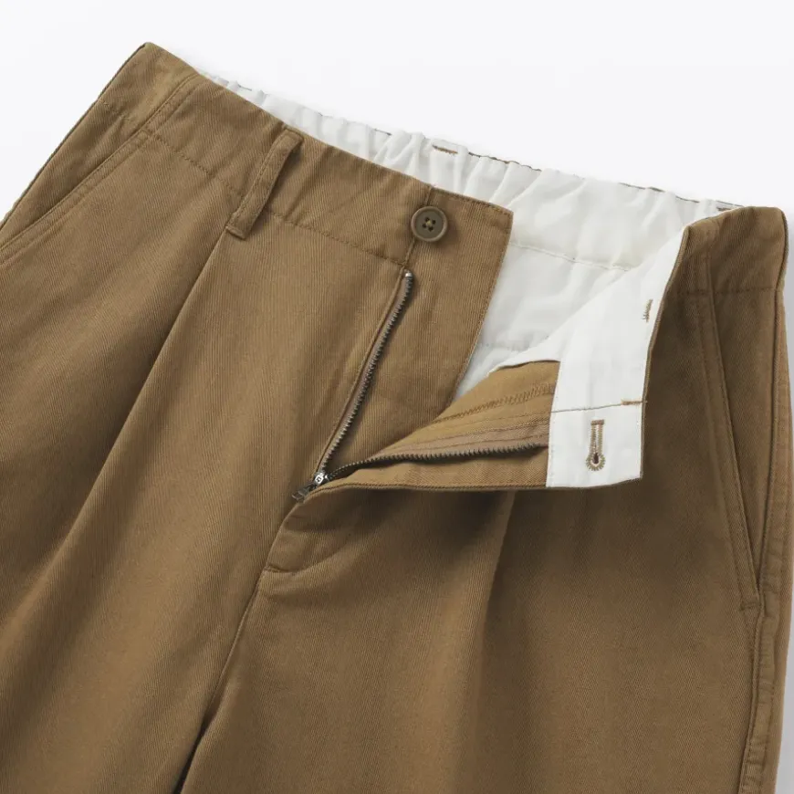 Women's Slub Yarn Chino Darted Shorts